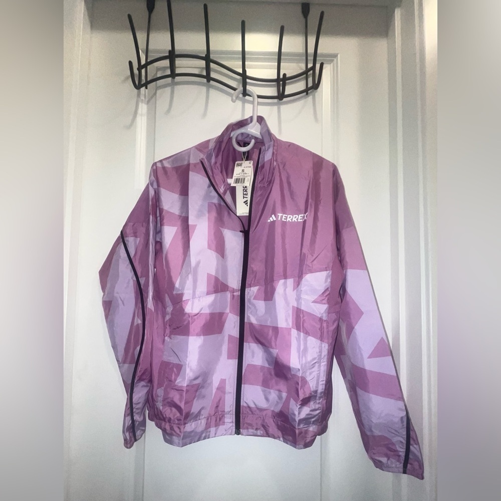 NWT Adidas Terrex women’s multi printed wind jacket purple
